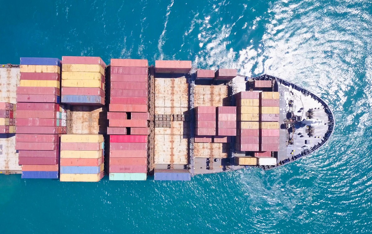 Cargo ship carrying colorful shipping containers